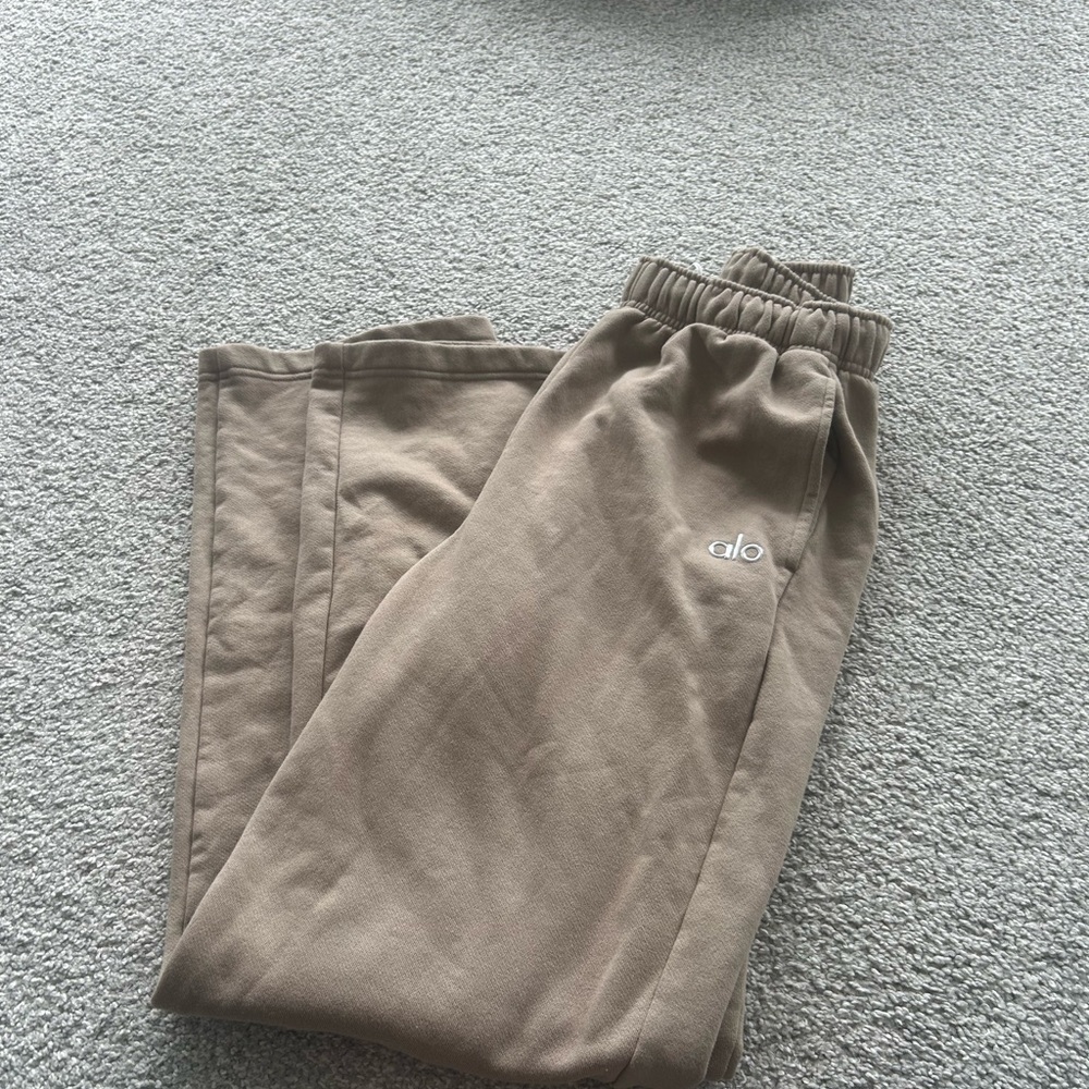 Alo yoga accolade sweatpants excellent preowned